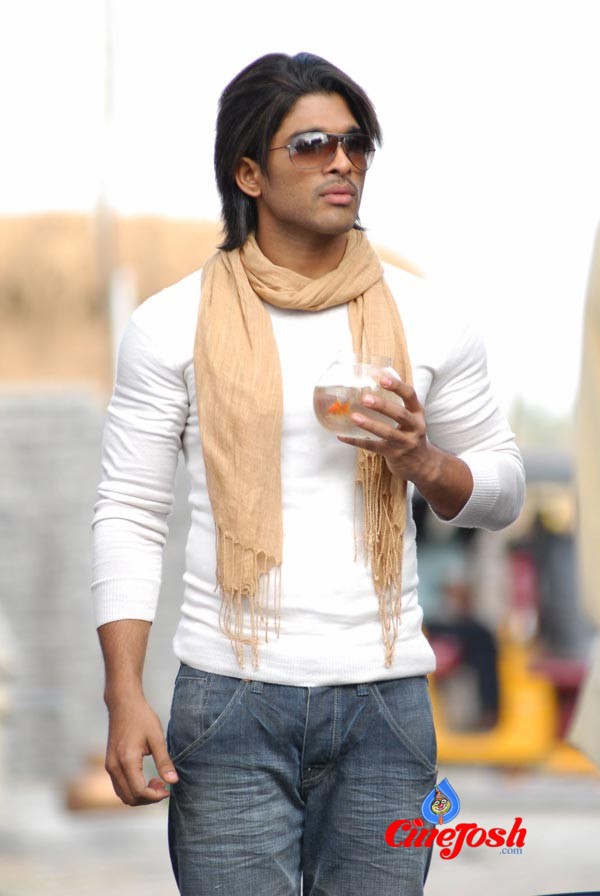 Arya2 Movie Stills - Allu Arjun, Kajal Agarwal, Navadeep - 11 / 29 photos